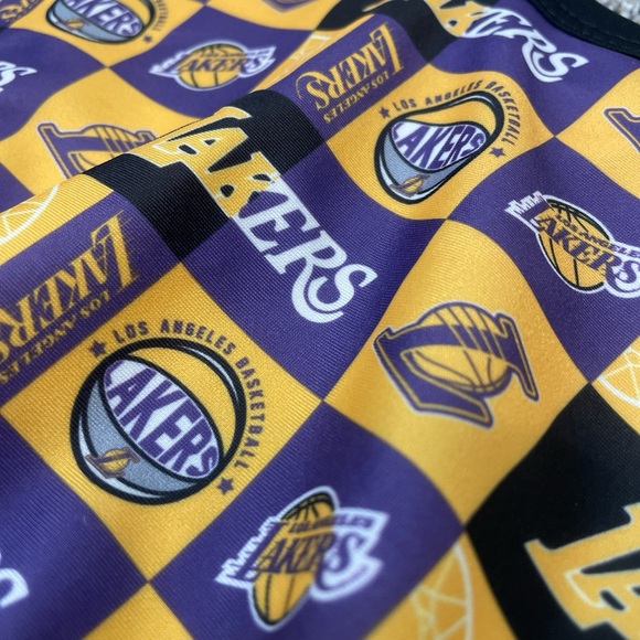 NWOT NBA Ultra Game Women's Lakers Basketball Logo Pattern Yellow Sports Bra XL - Picture 7 of 7